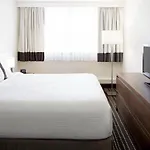 Residence Inn By Marriott Montreal Westmount